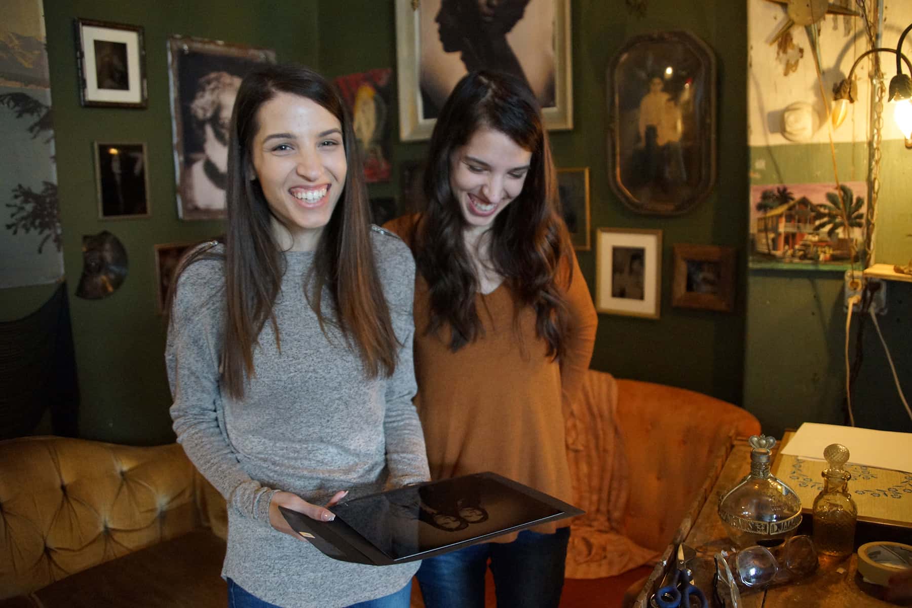 Twins and Tintype: Millennials trade selfies for Civil War era imagery ...