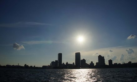 Coastal flooding and shoreline erosion expected along Lake Michigan region until end of 2019