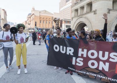 092019_climatestrikemarchmke_26