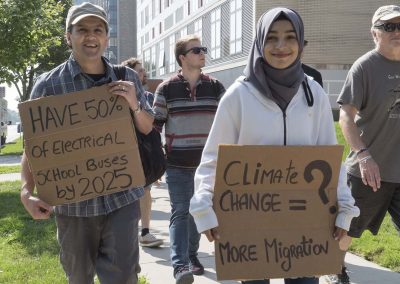 092019_climatestrikemarchmke_40