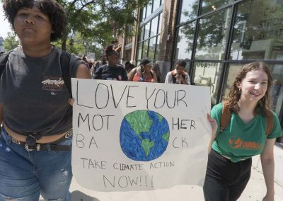 092019_climatestrikemarchmke_47