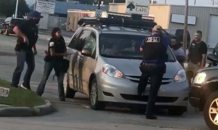 Federal Agents use Portland tactics with unmarked vehicles to covertly detain Kenosha protestors
