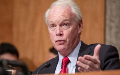 Senator Ron Johnson forces reading of the 628-page coronavirus relief bill in cynical stunt to delay vote