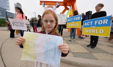 Six months of suffering: Ukrainian community in Milwaukee holds rally against Russia’s ongoing war