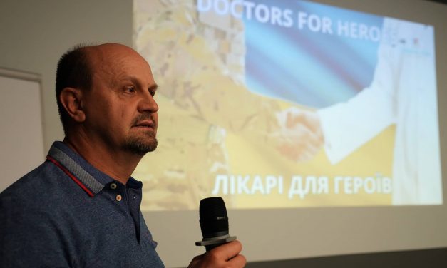 Combat surgeons pioneer advances in maxillofacial reconstruction of Ukraine’s injured heroes