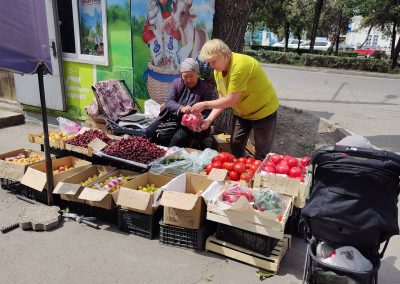 083123_Kyrgyzstan3_14_EM_Market_12