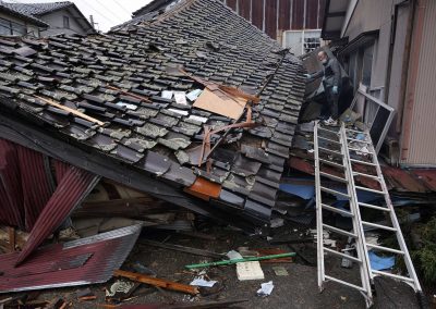 b_010324_JapanEarthquake_05_HiroKomae