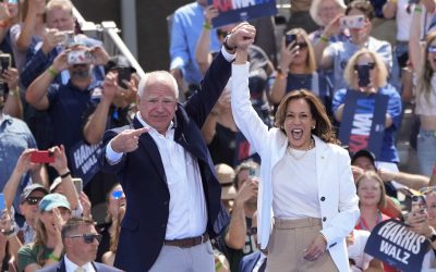 Joyous Warriors: Harris and Walz bring their optimistic vision for the future to Eau Claire