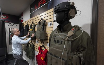 Vetrepreneurs: Veterans face challenges starting small businesses but are finding resources to help