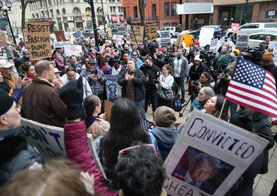 042525_FreeJudgeDuganRally_04b