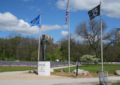 a10_052325_MemorialFlagLawn_0154