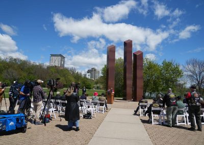 d37_052325_MemorialFlagLawn_1111