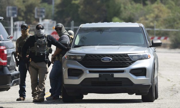 No badges or warrants: How unidentified masked men are kidnapping people off U.S. streets with impunity
