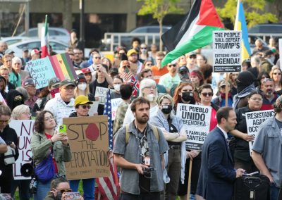 x04_061025_ProtestMkeLaIce_0574