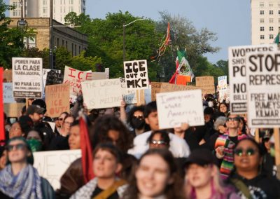 x15_061025_ProtestMkeLaIce_0819