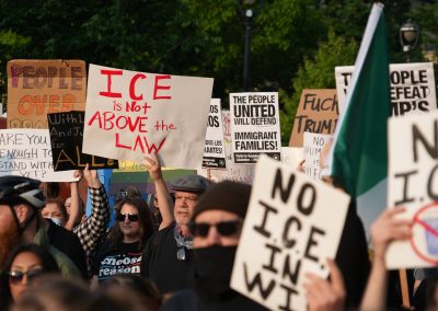 x17_061025_ProtestMkeLaIce_0854