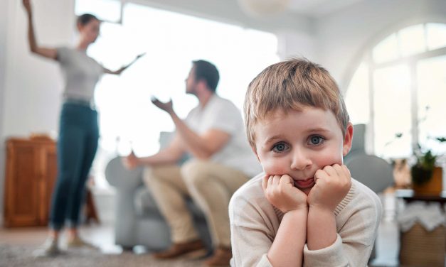 Study confirms U.S. children of divorce face lower adult income and greater risk of early hardship